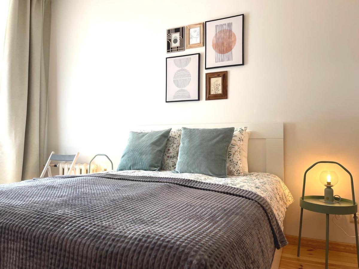 Cozy Home Matisa Apartment, Free Parking, Self Check-In Riga Bagian luar foto