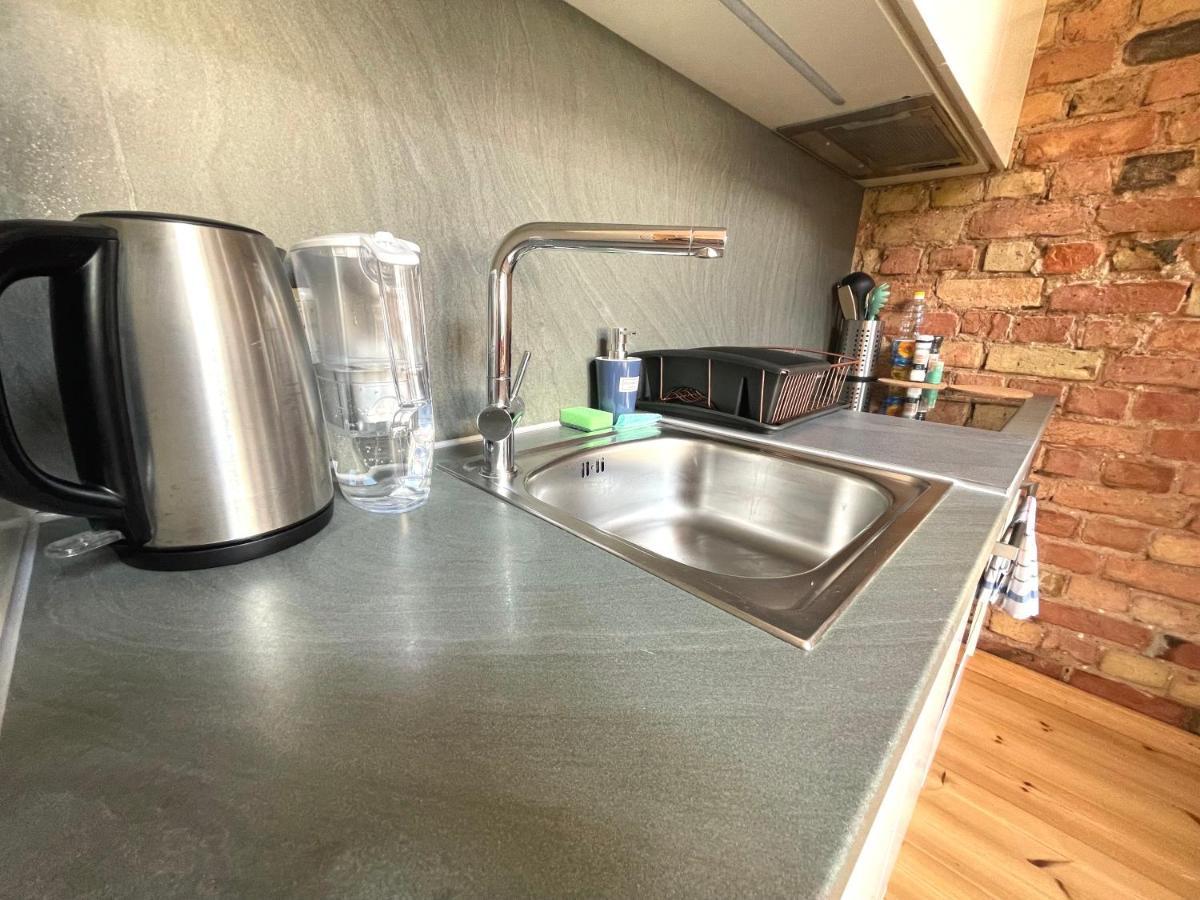 Cozy Home Matisa Apartment, Free Parking, Self Check-In Riga Bagian luar foto